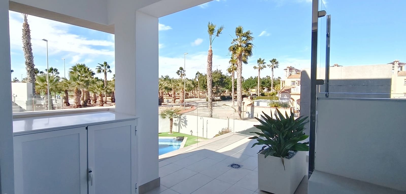 3 soverom Villa til salgs i El Raso med svømmebasseng - € 389 990 (Ref: 9537819)