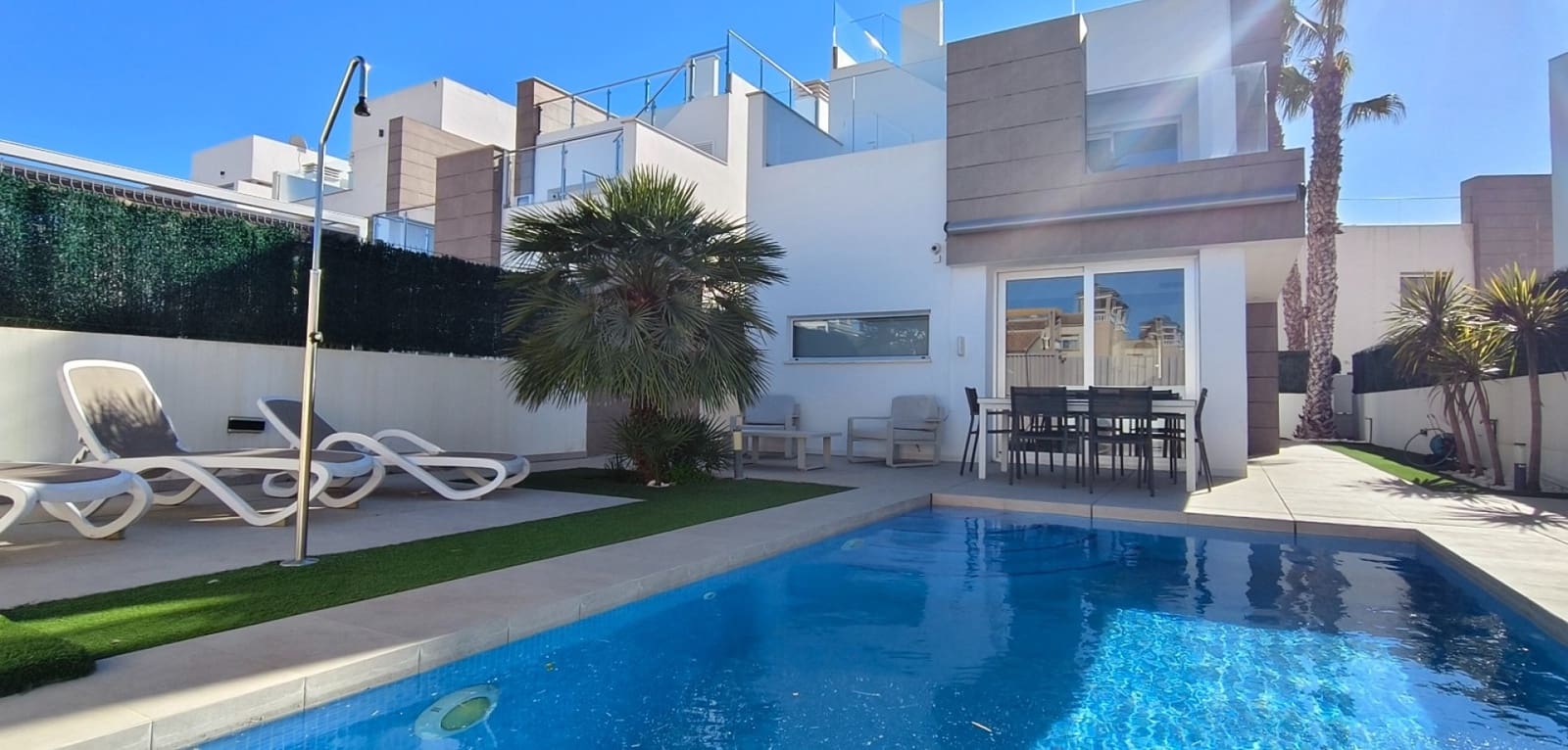 3 soverom Villa til salgs i El Raso med svømmebasseng - € 389 990 (Ref: 9537819)