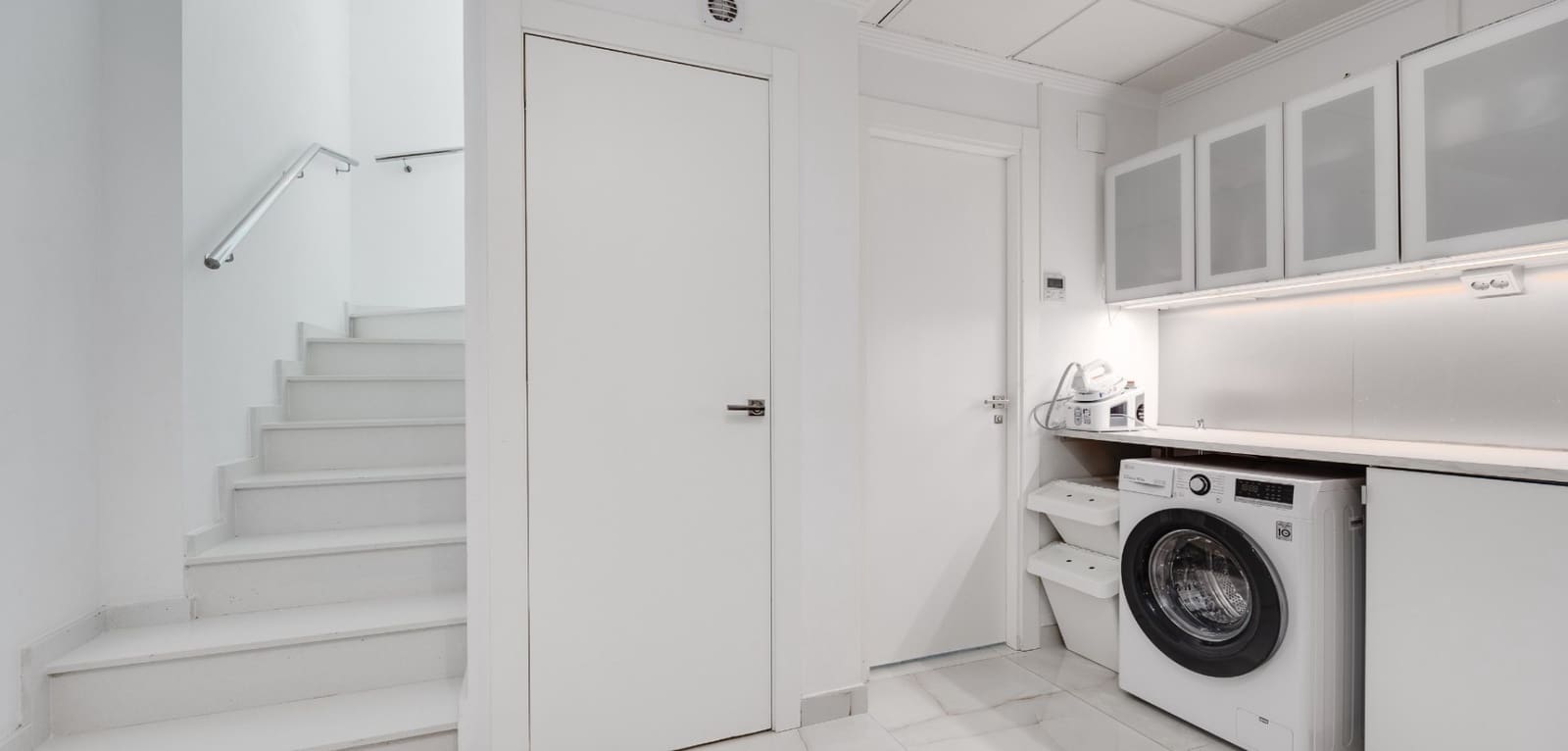 4 chambre Villa/Maison à vendre à Torrevieja avec piscine - 750 000 € (Ref: 9542037)