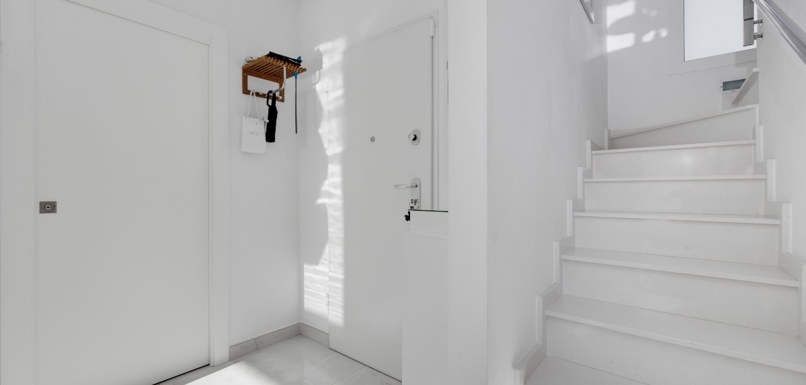 4 chambre Villa/Maison à vendre à Torrevieja avec piscine - 750 000 € (Ref: 9542037)