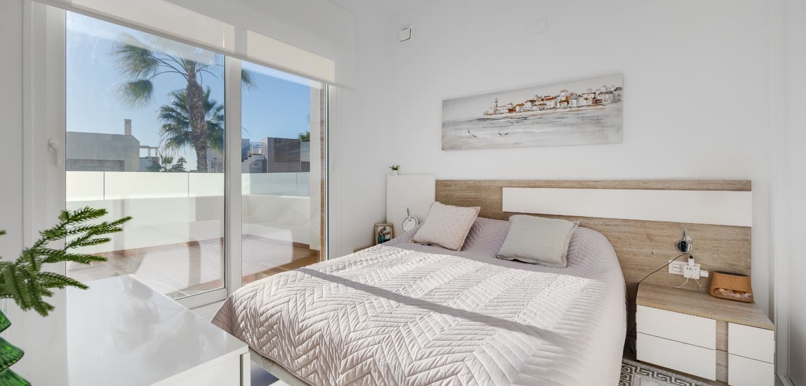 4 chambre Villa/Maison à vendre à Torrevieja avec piscine - 750 000 € (Ref: 9542037)