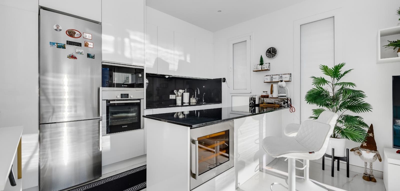 4 chambre Villa/Maison à vendre à Torrevieja avec piscine - 750 000 € (Ref: 9542037)