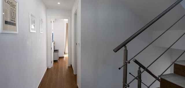 3 bedroom Townhouse for sale in Nueva Torrevieja, Torrevieja with pool - € 205,000 (Ref: 9542039)