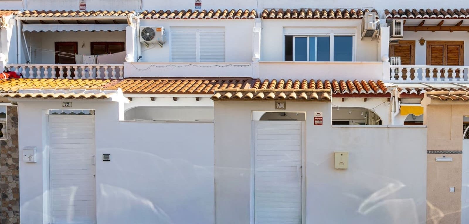 3 bedroom Townhouse for sale in Torrevieja with pool - € 205,000 (Ref: 9542039)