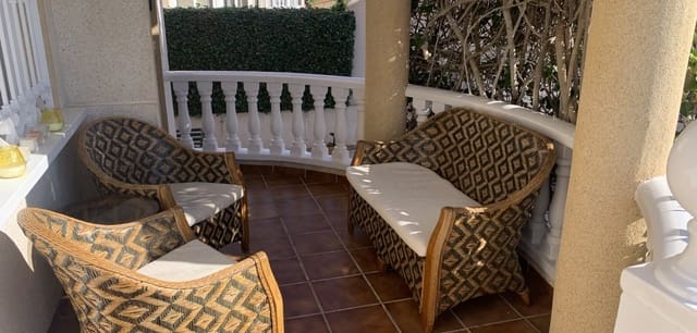 3 sypialnia Willa na sprzedaż w Villamartin, Orihuela z basenem - 299 950 € (Ref: 9571618)