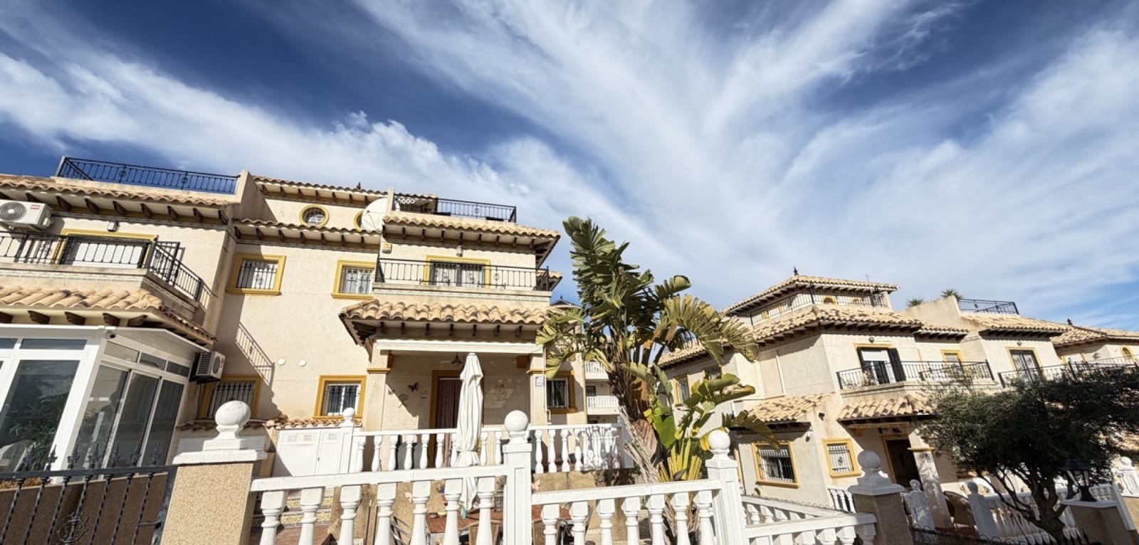 2 Zimmer Haus zu verkaufen in Villamartin mit Pool - 189.995 € (Ref: 9590485)