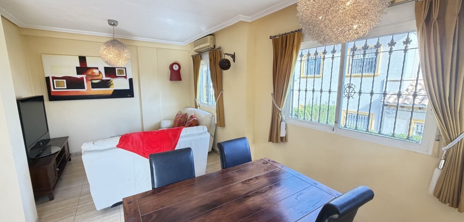 2 Zimmer Haus zu verkaufen in Villamartin mit Pool - 189.995 € (Ref: 9590485)