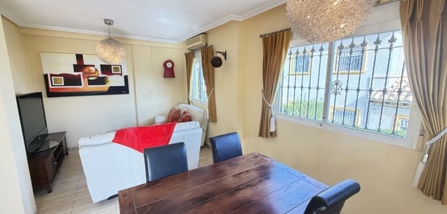 2 slaapkamer Huis te koop in Villamartin, Orihuela met zwembad - € 189.995 (Ref: 9590485)