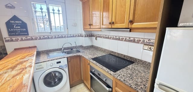2 slaapkamer Huis te koop in Villamartin, Orihuela met zwembad - € 189.995 (Ref: 9590485)