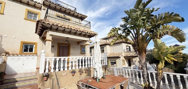 2 slaapkamer Huis te koop in Villamartin, Orihuela met zwembad - € 189.995 (Ref: 9590485)