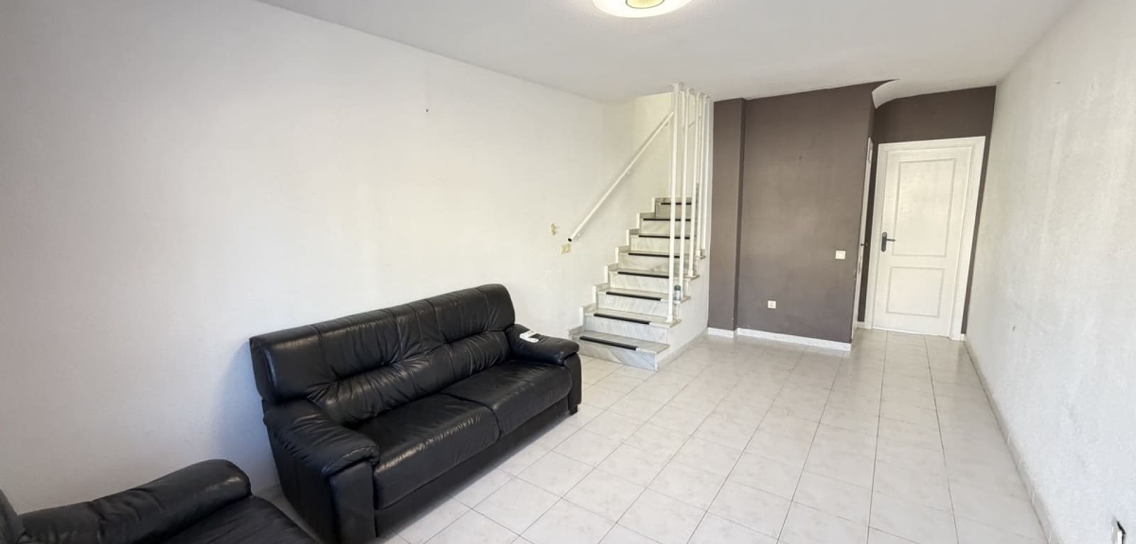 2 soveværelse Byhus til salg i La Florida med swimmingpool - € 189.995 (Ref: 9590486)