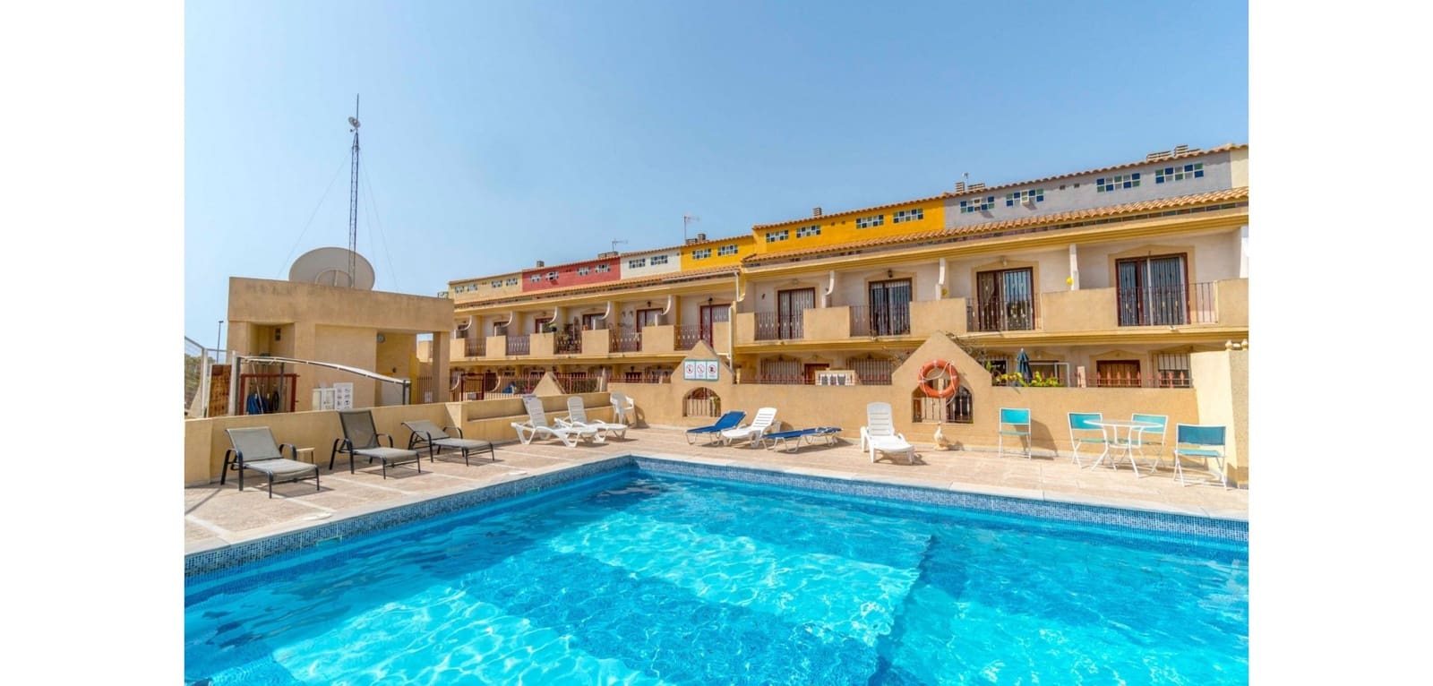 Apartamento de 3 habitaciones en Playa Flamenca en venta con piscina - 209.000 € (Ref: 9590491)