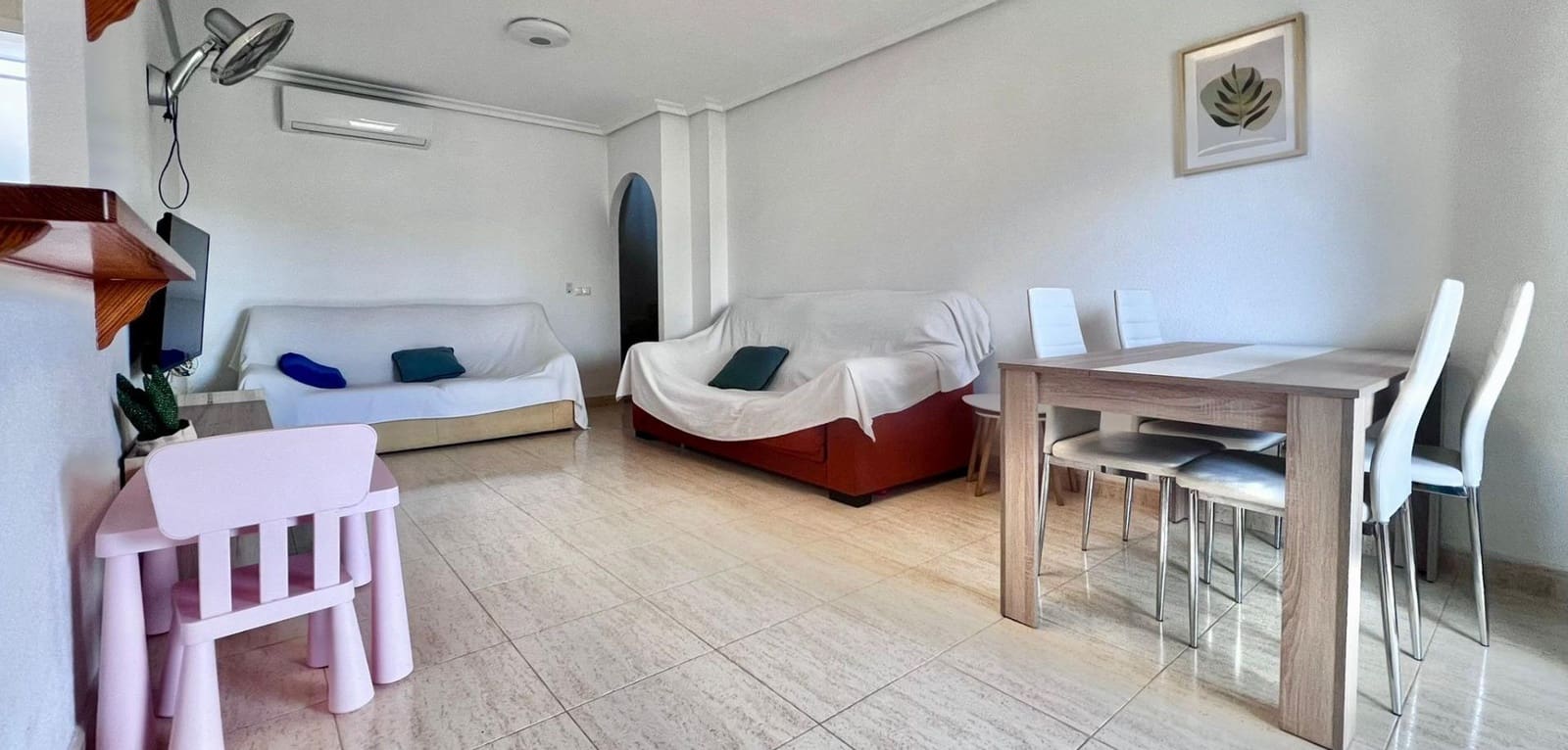 Bungalow de 2 habitaciones en Pilar de la Horadada en venta con piscina - 220.000 € (Ref: 9590492)