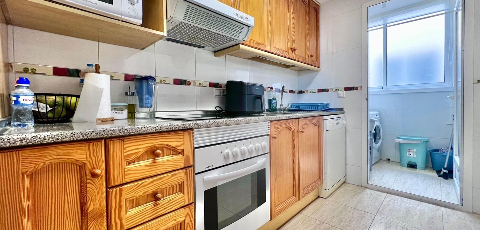 Bungalow de 2 habitaciones en Pilar de la Horadada en venta con piscina - 220.000 € (Ref: 9590492)