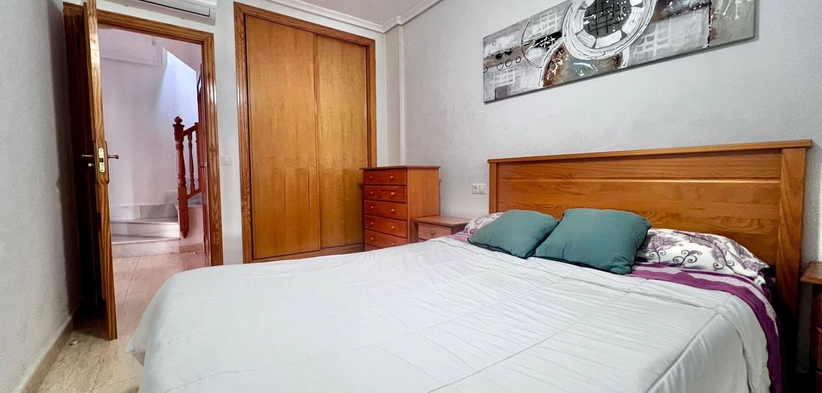 Bungalow de 2 habitaciones en Pilar de la Horadada en venta con piscina - 220.000 € (Ref: 9590492)