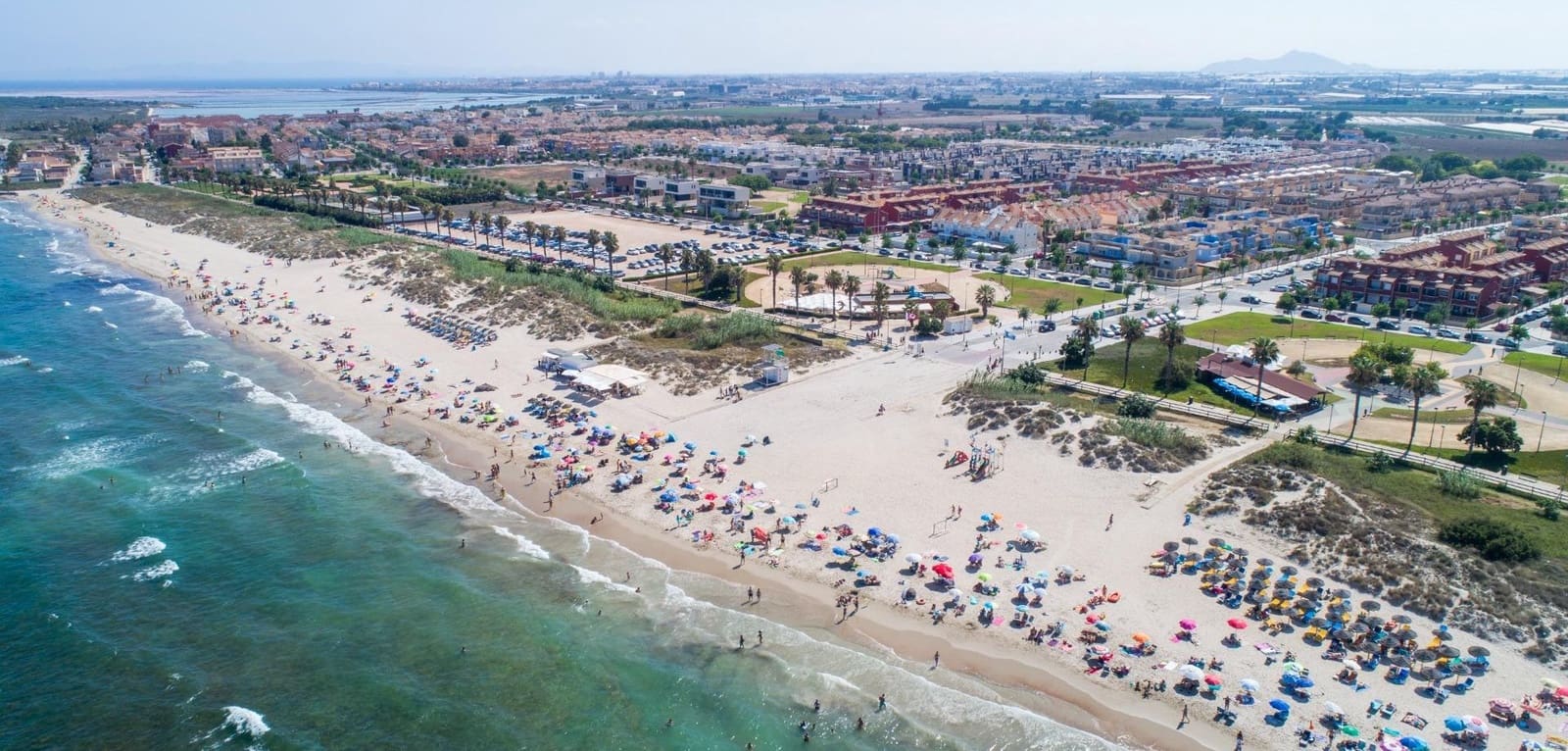 Bungalow de 2 habitaciones en Pilar de la Horadada en venta con piscina - 220.000 € (Ref: 9590492)