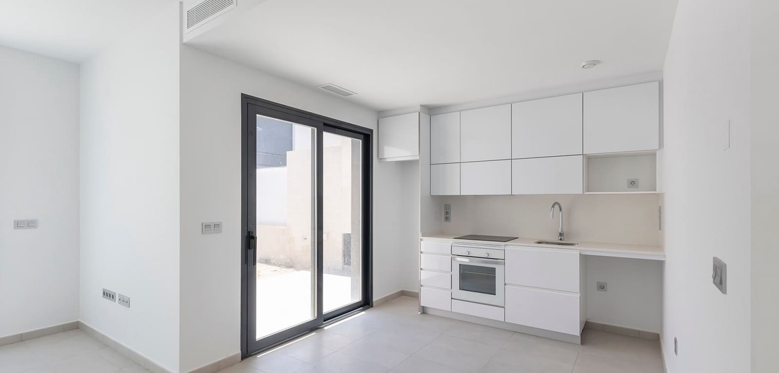 Chalet de 3 habitaciones en Orihuela Costa en venta con piscina - 319.000 € (Ref: 9603057)