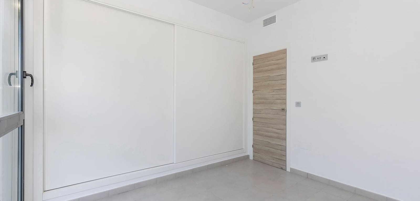 Chalet de 3 habitaciones en Orihuela Costa en venta con piscina - 319.000 € (Ref: 9603057)