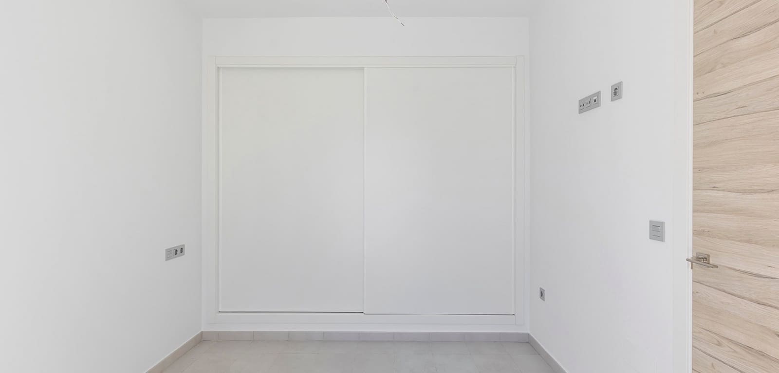 Chalet de 3 habitaciones en Orihuela Costa en venta con piscina - 319.000 € (Ref: 9603057)