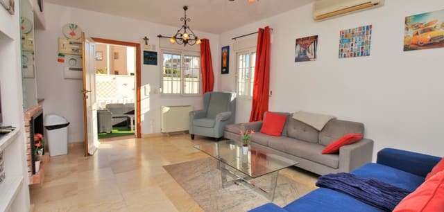 3 soverom Hus til salgs i Playa Flamenca, Orihuela med svømmebasseng - € 249 000 (Ref: 9603059)