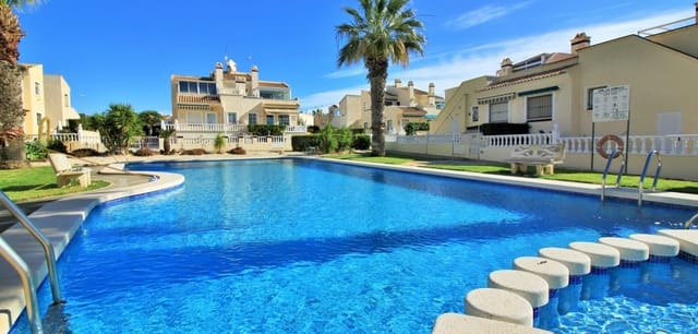 3 soverom Hus til salgs i Playa Flamenca, Orihuela med svømmebasseng - € 249 000 (Ref: 9603059)