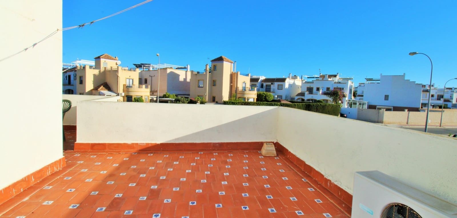 3 makuuhuone Omakotitalo myytävänä paikassa Playa Flamenca mukana uima-altaan - 249 000 € (Ref: 9603059)