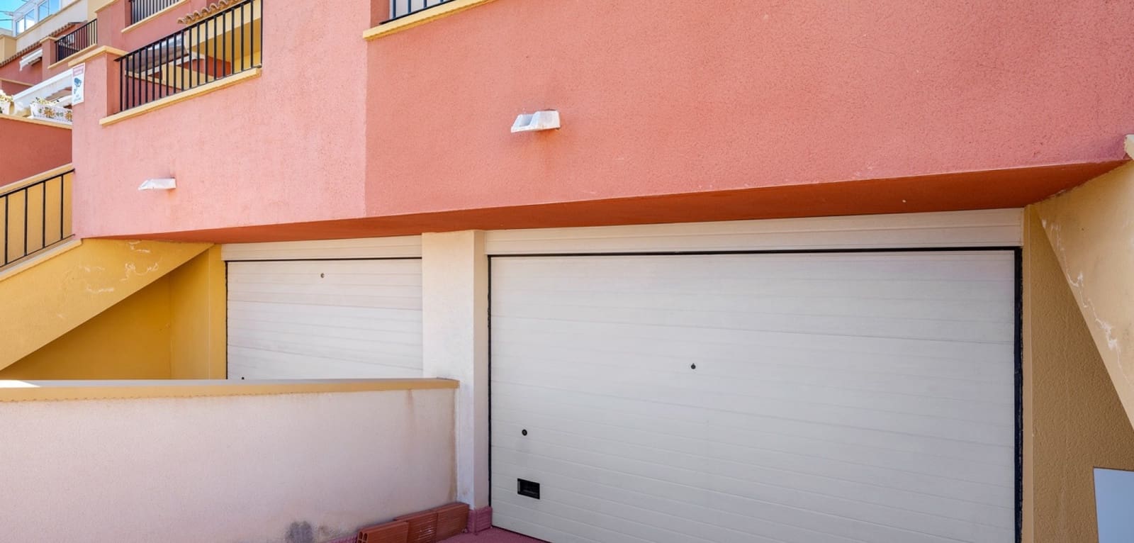 3 makuuhuone Omakotitalo myytävänä paikassa Los Dolses mukana uima-altaan - 289 000 € (Ref: 9603062)