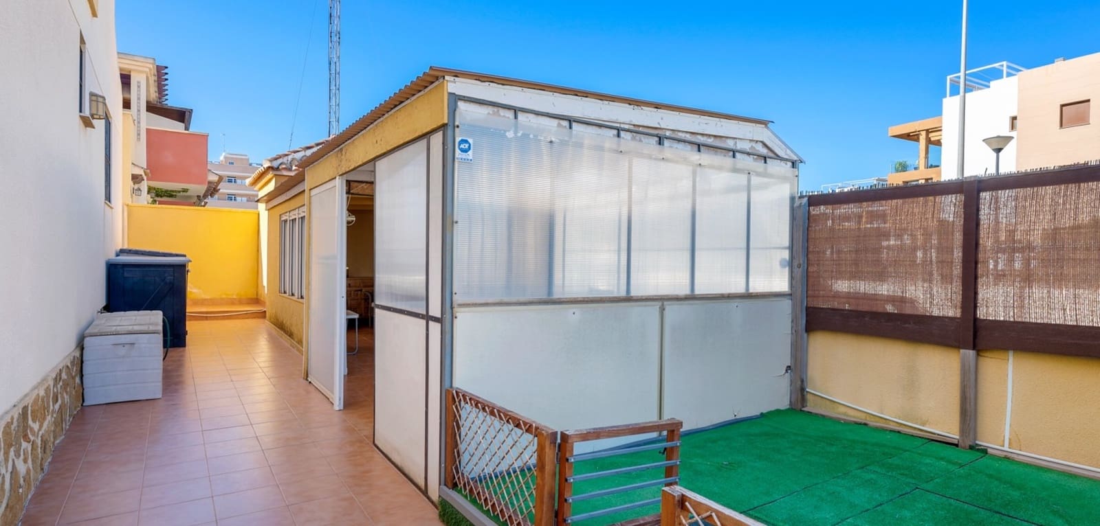 3 makuuhuone Omakotitalo myytävänä paikassa Los Dolses mukana uima-altaan - 289 000 € (Ref: 9603062)