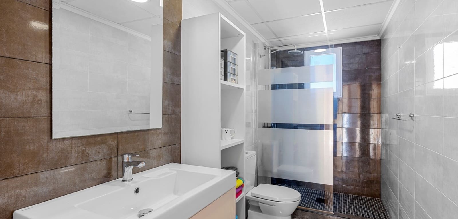 3 makuuhuone Omakotitalo myytävänä paikassa Los Dolses mukana uima-altaan - 289 000 € (Ref: 9603062)