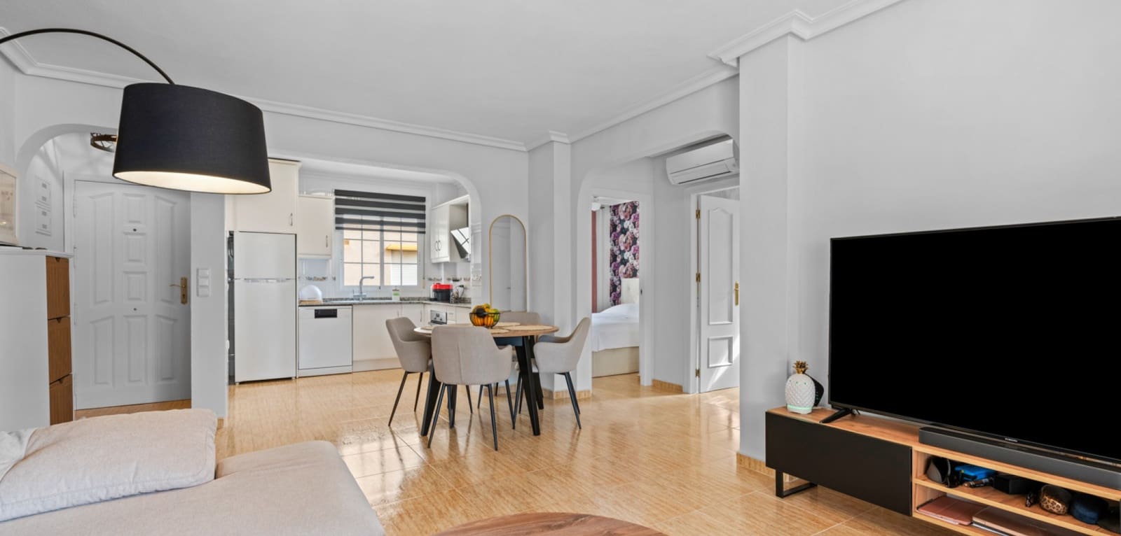 2 Zimmer Apartment zu verkaufen in Orihuela Costa mit Pool - 179.000 € (Ref: 9609972)