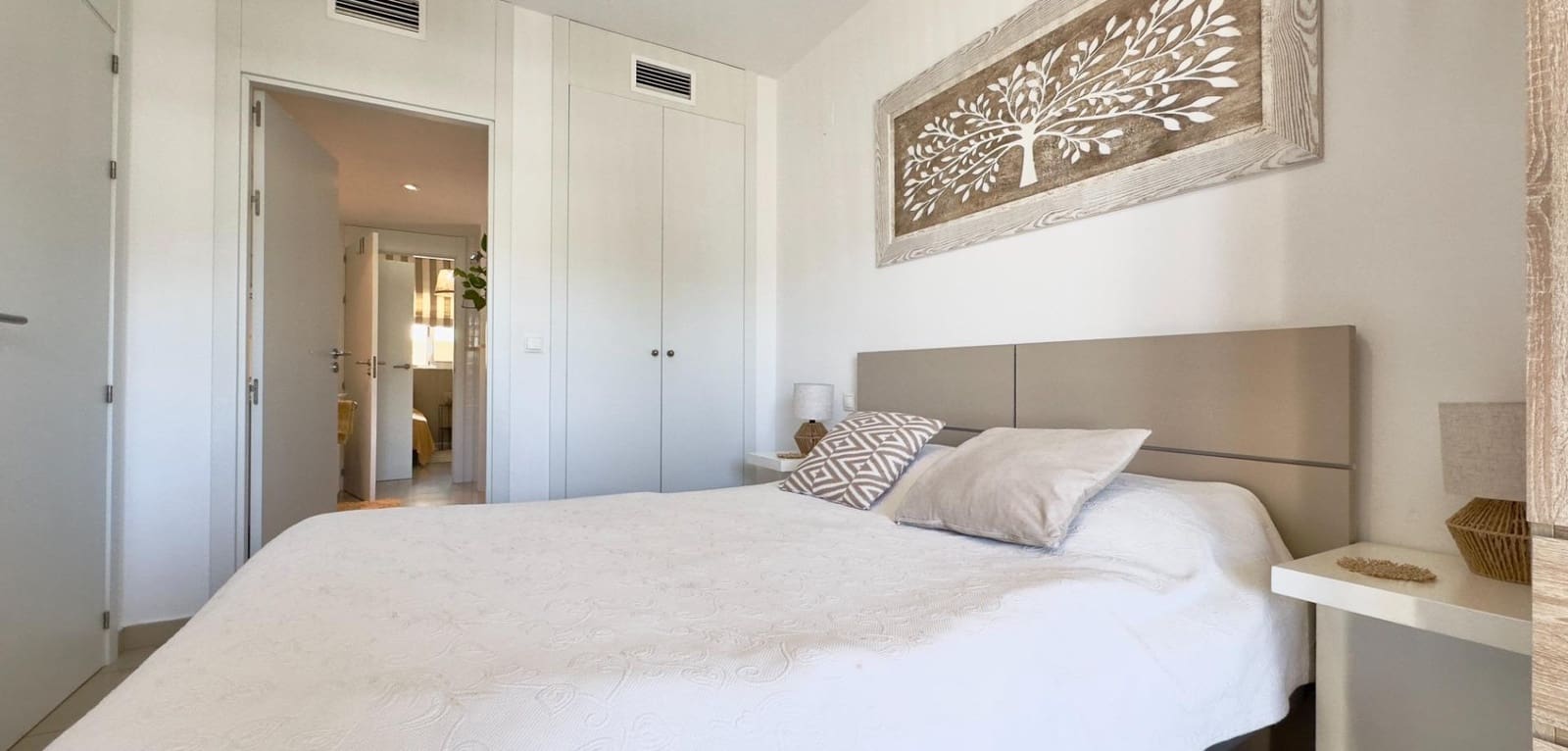 Apartamento de 2 habitaciones en Playa Flamenca en venta con piscina - 249.000 € (Ref: 9609975)