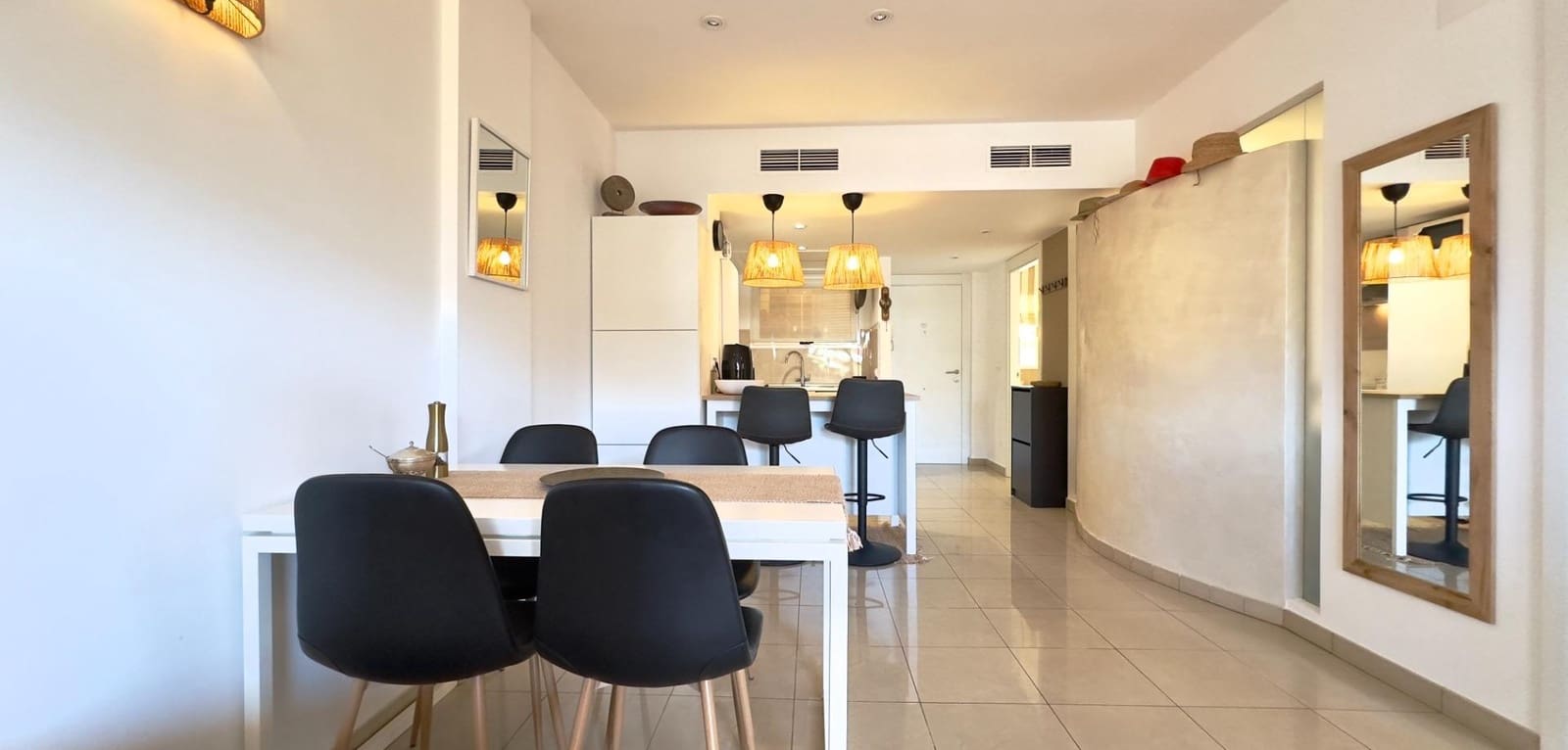 Apartamento de 2 habitaciones en Playa Flamenca en venta con piscina - 249.000 € (Ref: 9609975)