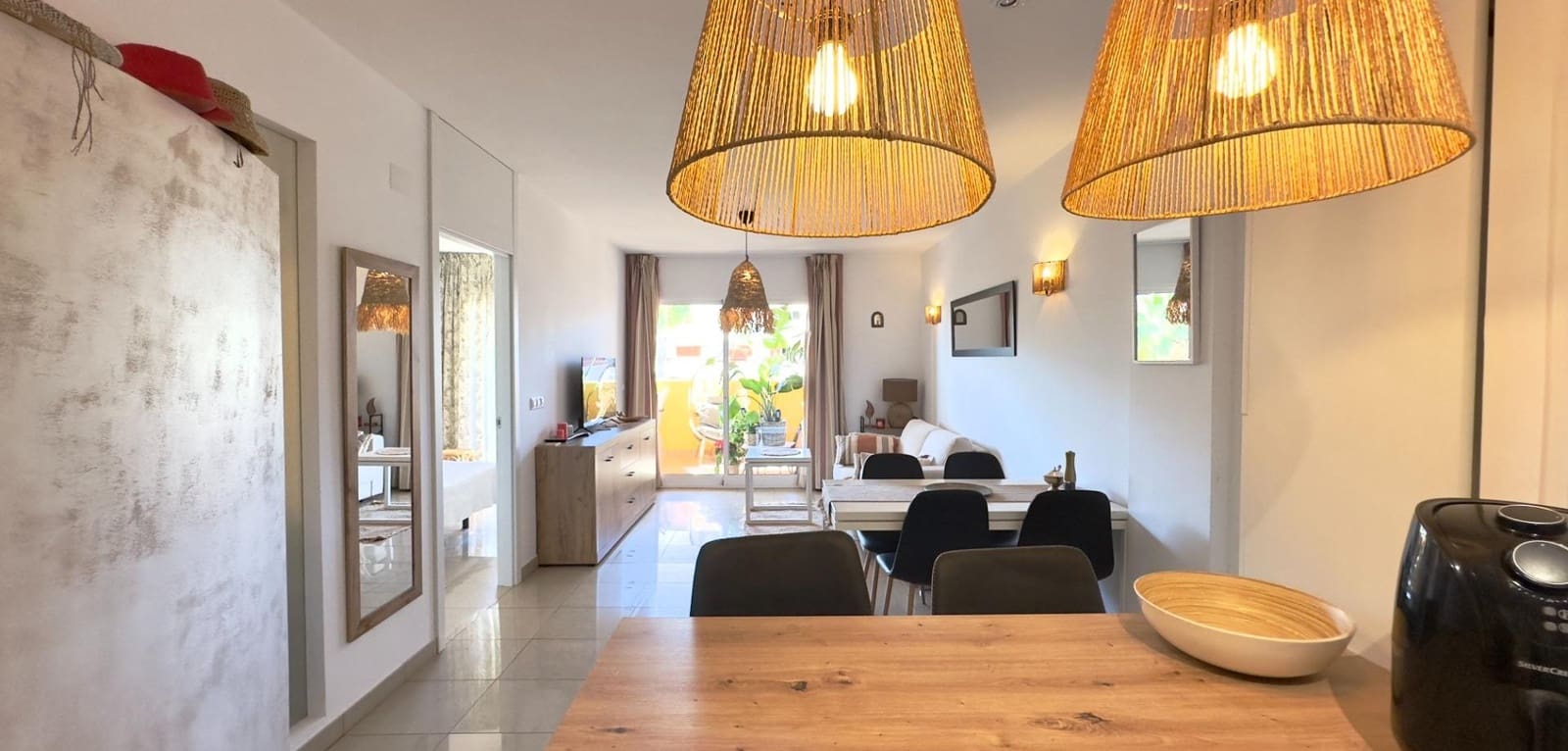 Apartamento de 2 habitaciones en Playa Flamenca en venta con piscina - 249.000 € (Ref: 9609975)