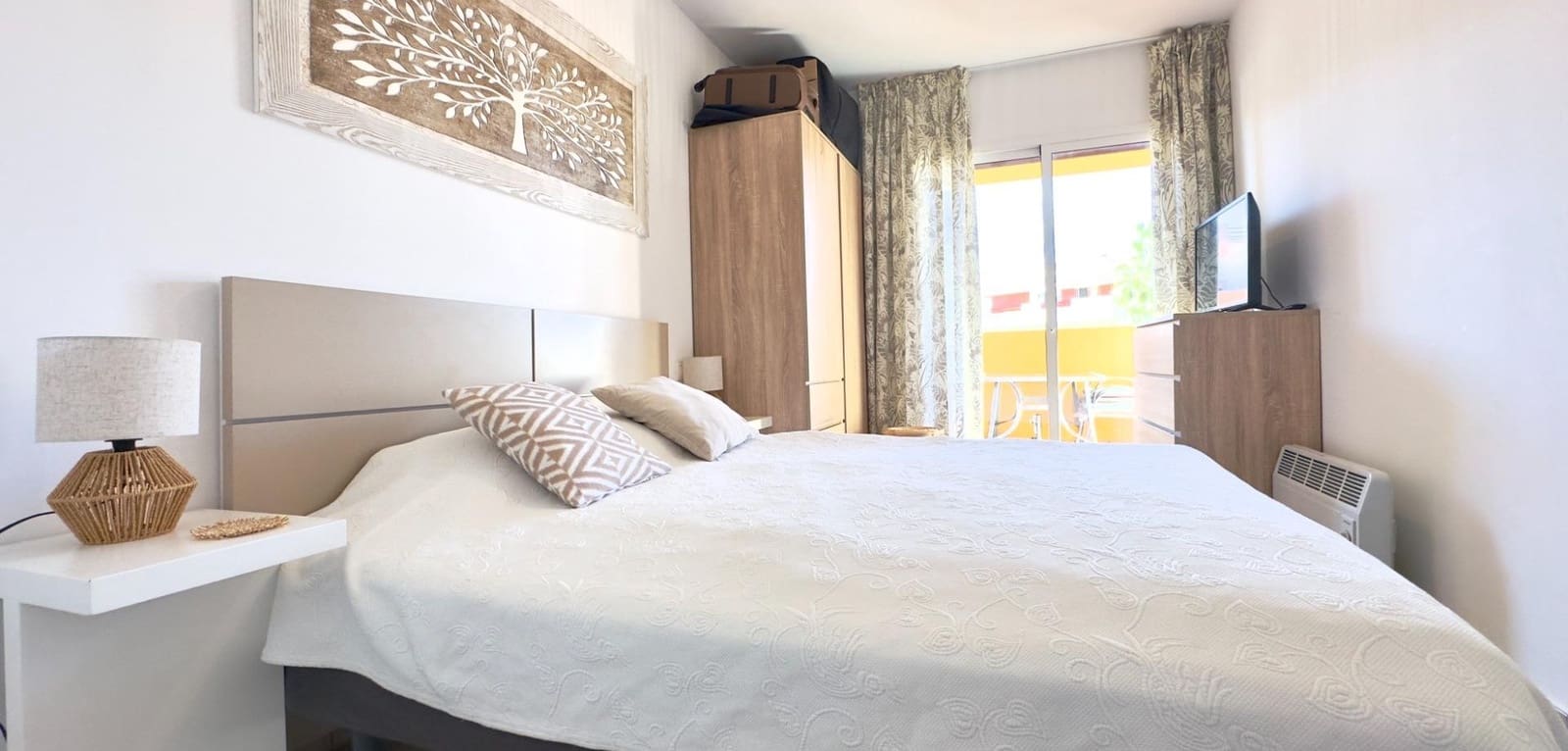 Apartamento de 2 habitaciones en Playa Flamenca en venta con piscina - 249.000 € (Ref: 9609975)