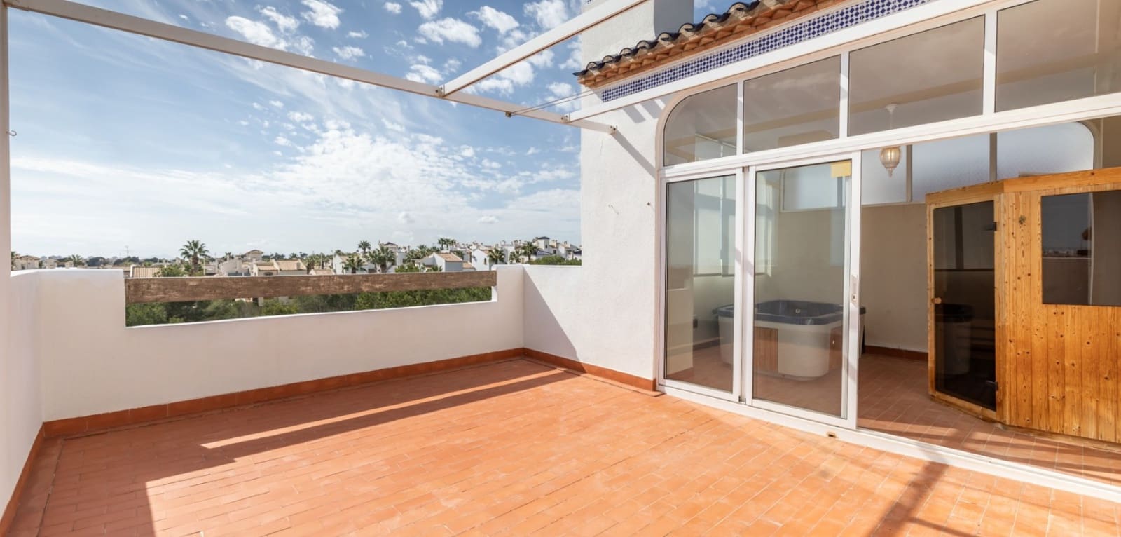 3 makuuhuone Huoneisto myytävänä paikassa Los Dolses mukana uima-altaan - 410 000 € (Ref: 9611901)