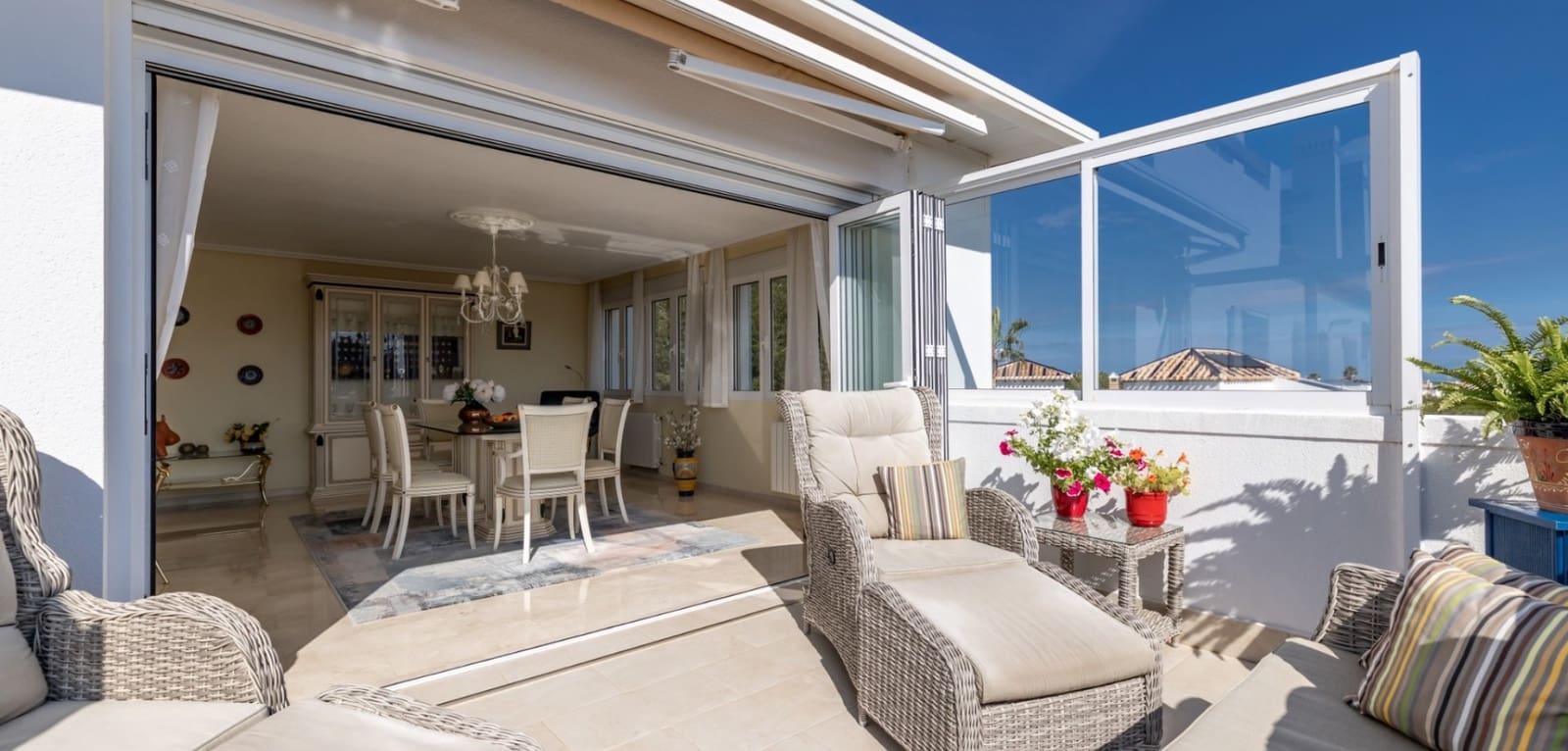 3 makuuhuone Huoneisto myytävänä paikassa Los Dolses mukana uima-altaan - 410 000 € (Ref: 9611901)