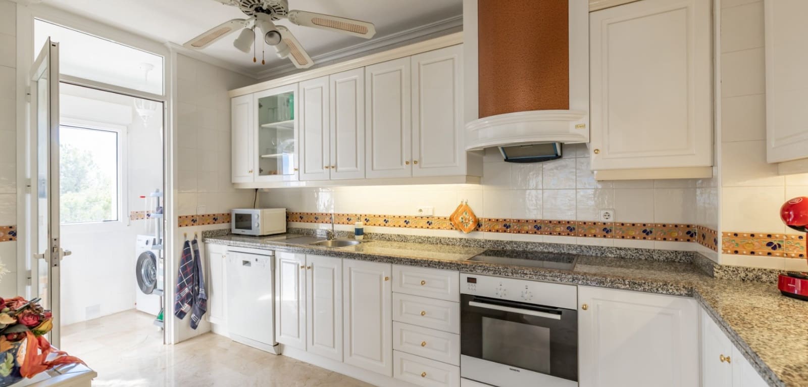 3 makuuhuone Huoneisto myytävänä paikassa Los Dolses mukana uima-altaan - 410 000 € (Ref: 9611901)