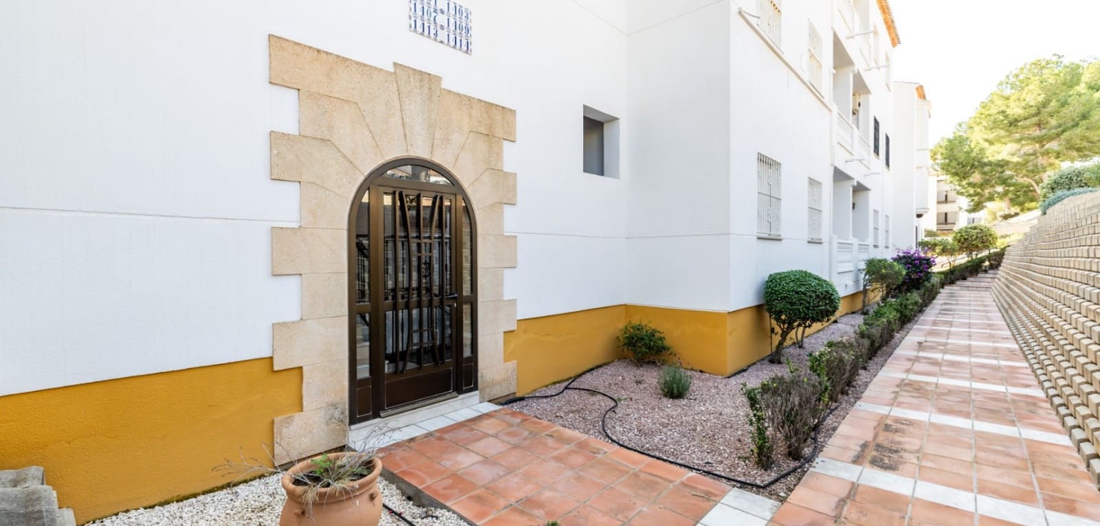 3 makuuhuone Huoneisto myytävänä paikassa Los Dolses mukana uima-altaan - 410 000 € (Ref: 9611901)