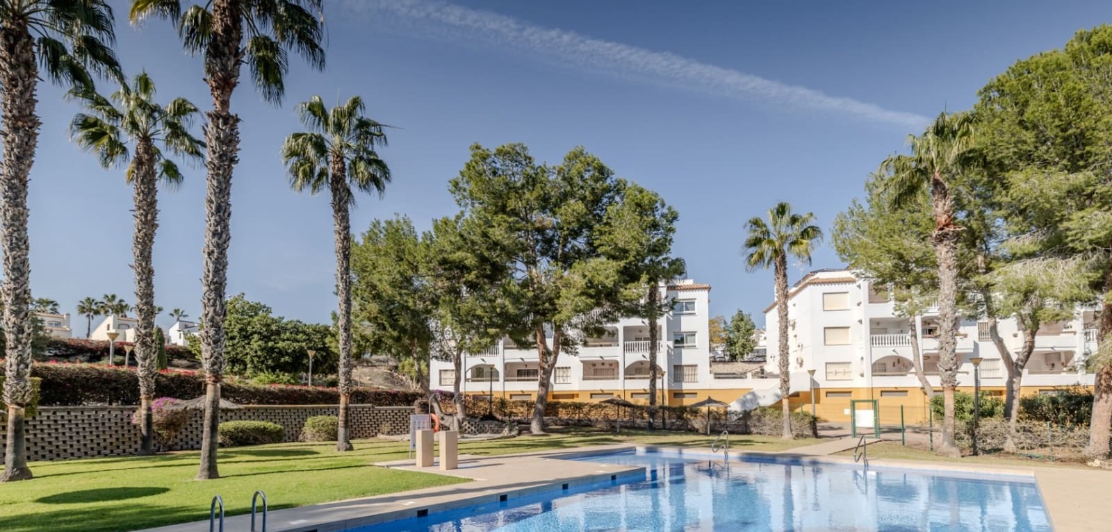 3 makuuhuone Huoneisto myytävänä paikassa Los Dolses mukana uima-altaan - 410 000 € (Ref: 9611901)