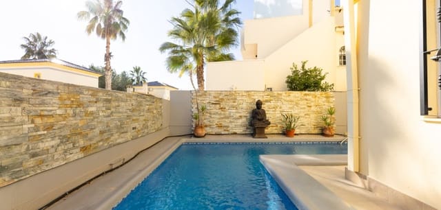 4 sovrum Villa till salu i Las Ramblas Golf, Orihuela med pool - 329 995 € (Ref: 9617099)