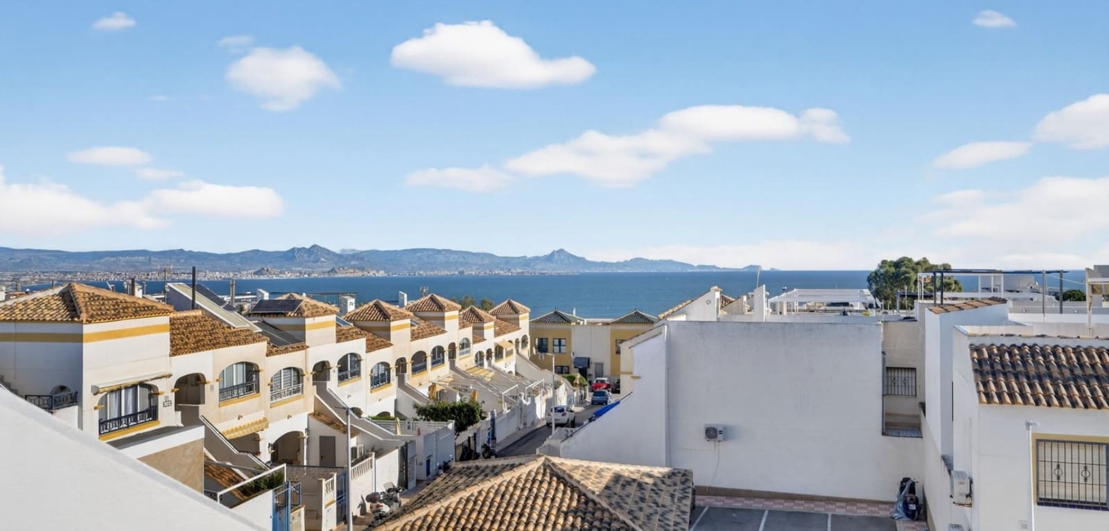 2 slaapkamer Appartement te koop in Gran Alacant met zwembad - € 189.000 (Ref: 9617101)