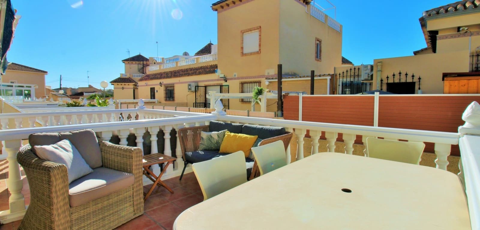 3 quarto Casa em Banda para venda em Playa Flamenca com piscina - 234 900 € (Ref: 9626108)