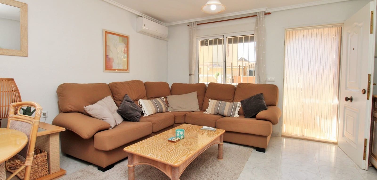 3 quarto Casa em Banda para venda em Playa Flamenca com piscina - 234 900 € (Ref: 9626108)