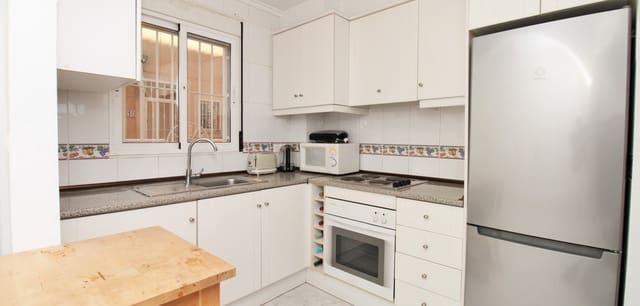 3 bedroom Townhouse for sale in Playa Flamenca, Orihuela with pool - € 234,900 (Ref: 9626108)