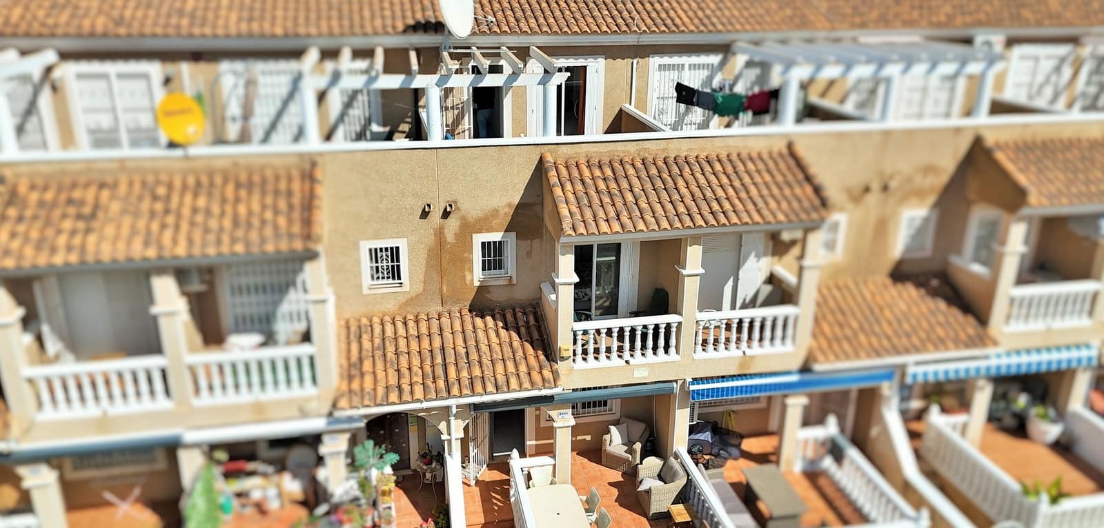 3 sypialnia Dom na sprzedaż w Playa Flamenca z basenem - 214 950 € (Ref: 9626108)