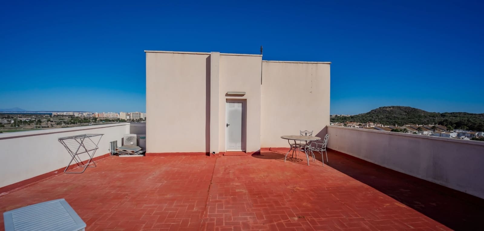 2 Zimmer Apartment zu verkaufen in Guardamar del Segura mit Pool - 169.950 € (Ref: 9626110)