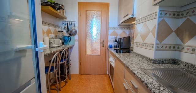 2 soveværelse Lejlighed til salg i Guardamar del Segura med swimmingpool - € 169.950 (Ref: 9626110)