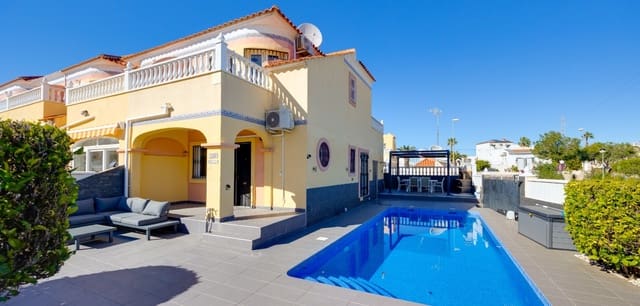 2 soveværelse Villa til salg i Villamartin, Orihuela med swimmingpool - € 229.000 (Ref: 9626111)