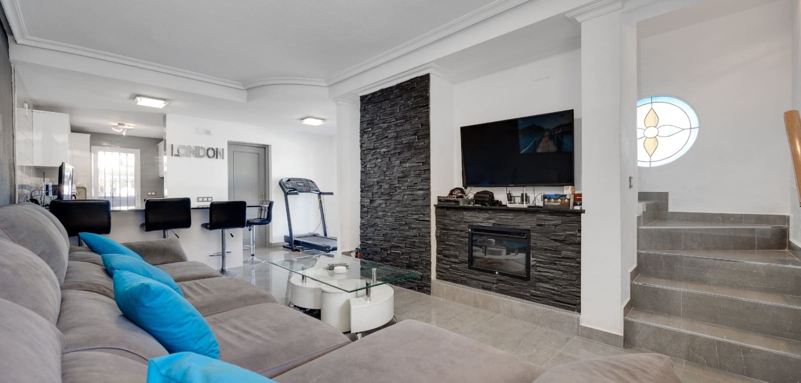 2 camera da letto Villa in vendita in Villamartin con piscina - 229.000 € (Rif: 9626111)