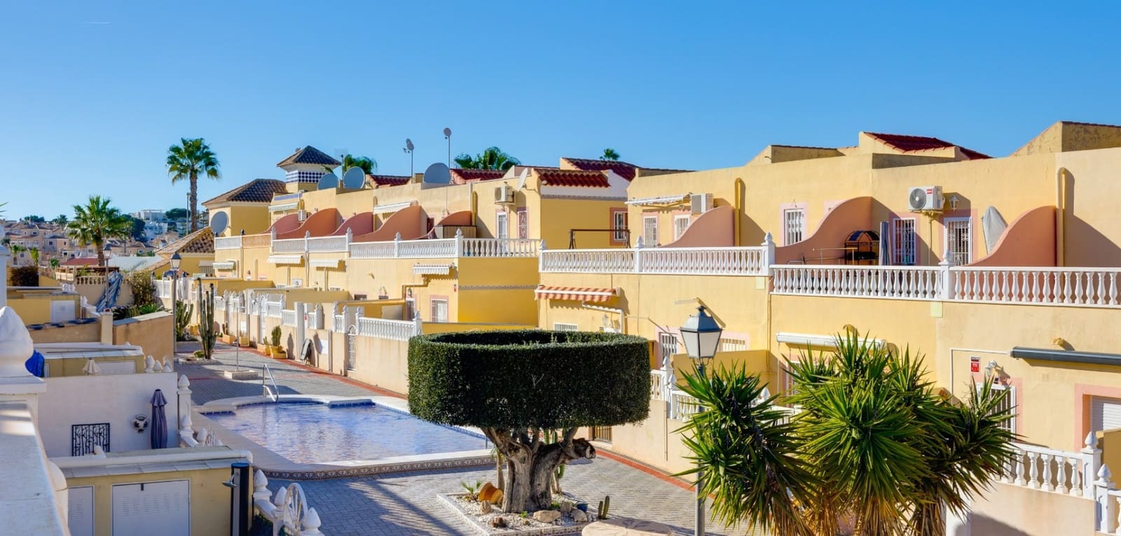 2 camera da letto Villa in vendita in Villamartin con piscina - 229.000 € (Rif: 9626111)